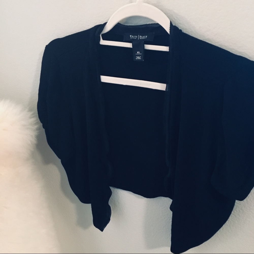 White House | Black Market ruffle bolero / shrug